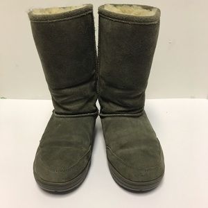 Bearpaw Gray Boots